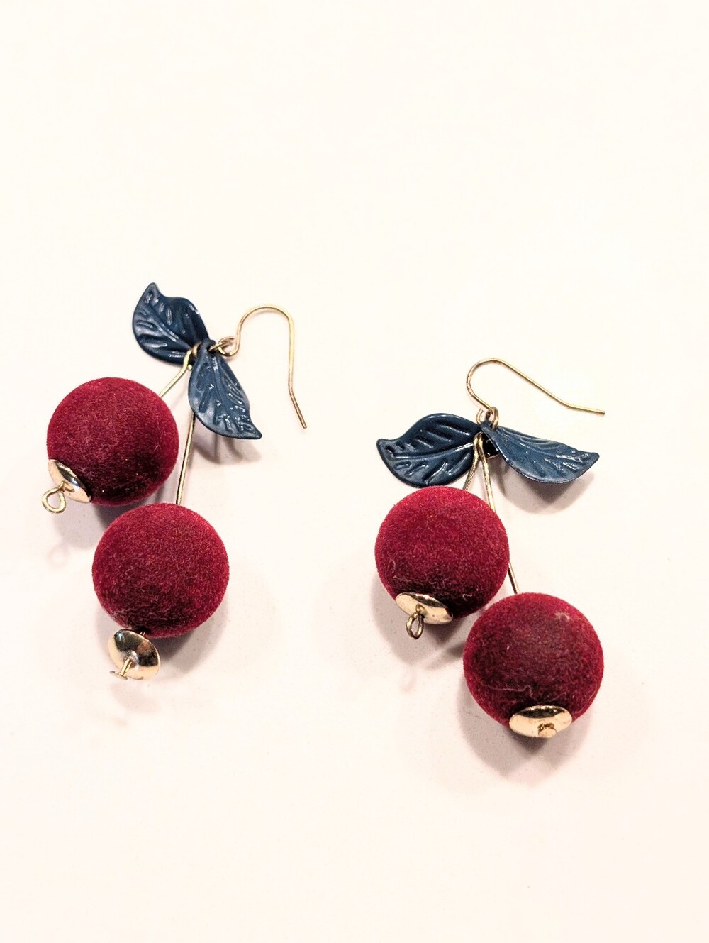 Vintage cherry Gold-Tone Burgundy Retro Boho Velvet Earrings Green Leaves